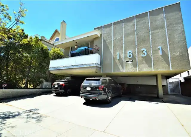 Property at 1831 Parnell Ave Unit 5, Los Angeles, CA, 90025, 2 beds, 2 baths, [object Object]