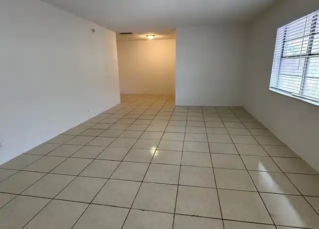 Property at 2830 Fillmore St Unit 16, Hollywood, FL, 33020, 2 beds, 1 bath, [object Object]