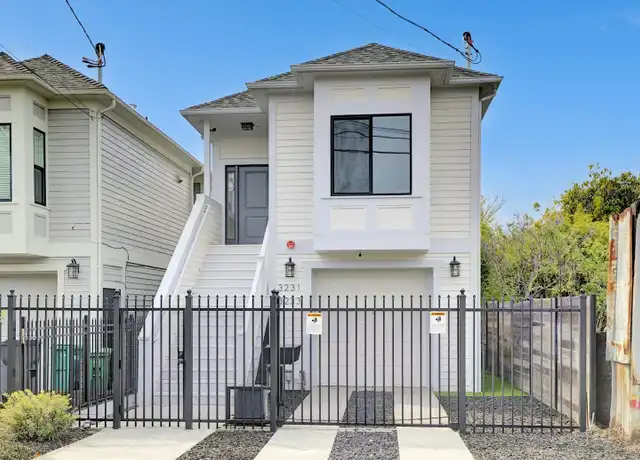 Property at 3231 Hannah St Unit 3233, Oakland, CA, 94608, 2 beds, 1 bath, [object Object]