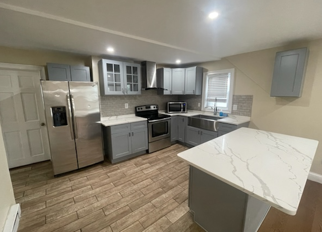 Photo of 2 Morton St Unit 2, Taunton, MA 02780