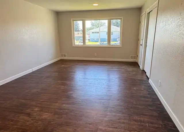 Property at 1109 N 18th St Unit 1113, Bismarck, ND, 58501, 2 beds, 1 bath, [object Object]