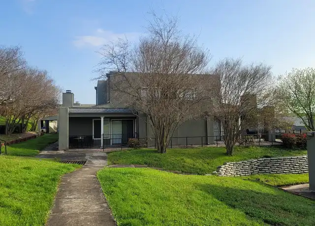 Property at Woodlake Villas - 6000 Woodlake Pkwy, San Antonio, TX, 78244, 2-3 beds, 2 baths, [object Object]