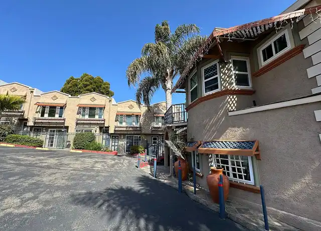 Property at 10701 San Pablo Ave, El Cerrito, CA, 94530, 0-1 beds, 1 bath, [object Object]
