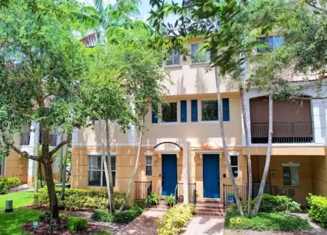 Property at 2866 S Oasis Dr #2866, Boynton Beach, FL, 33426, 4 beds, 2.5 baths, [object Object]