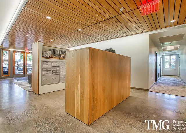 Property at Corbett Heights Apartment Homes - 3916 S Corbett Ave, Portland, OR, 97239, 0 beds, 1 bath, [object Object]