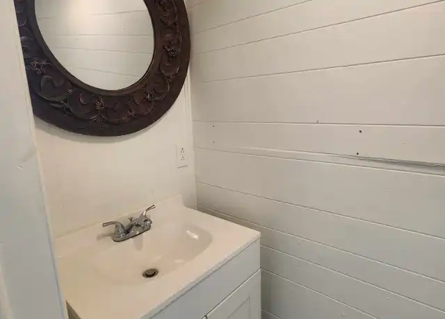 Property at 146 W Water St, Greenville, OH, 45331, 1 bed, 1.5 baths, [object Object]