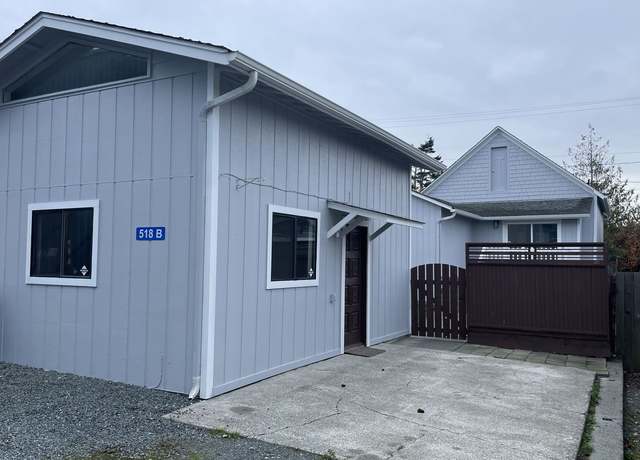 Photo of 518 4th St Unit B, Anacortes, WA 98221