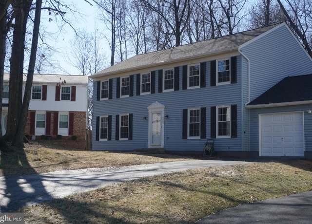 Photo of 9003 Fox Lair Dr, Burke, VA 22015
