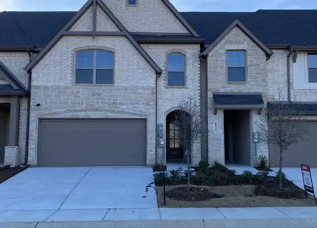 Property at 6934 Crimson Dr Unit 6934, Arlington, TX, 76001, 3 beds, 2.5 baths, [object Object]