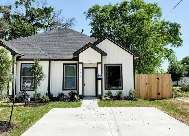 Property at 4214 Weaver Rd Unit 2, Houston, TX, 77016, 2 beds, 2 baths, [object Object]