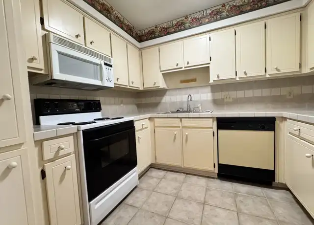 Property at 6319 Olde Towne Dr, Columbus, GA, 31907, 3 beds, 2 baths, [object Object]