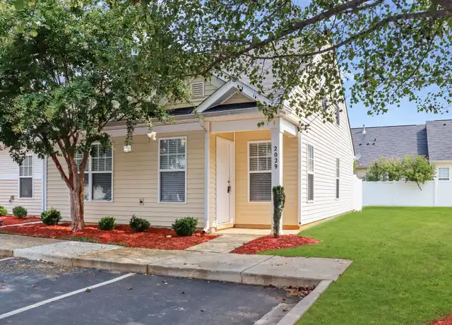 Property at 2029 Shady Pond Dr, Clover, SC, 29710, 3 beds, 2 baths, [object Object]