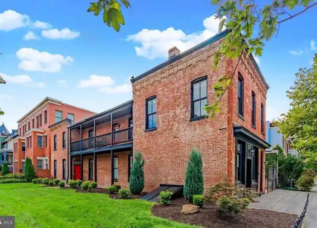Property at 1133 D St NE Unit 1A, Washington, DC, 20002, 1 bed, 1 bath, [object Object]