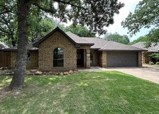Property at 7516 Woodhaven Dr, North Richland Hills, TX, 76182, 3 beds, 2 baths, [object Object]