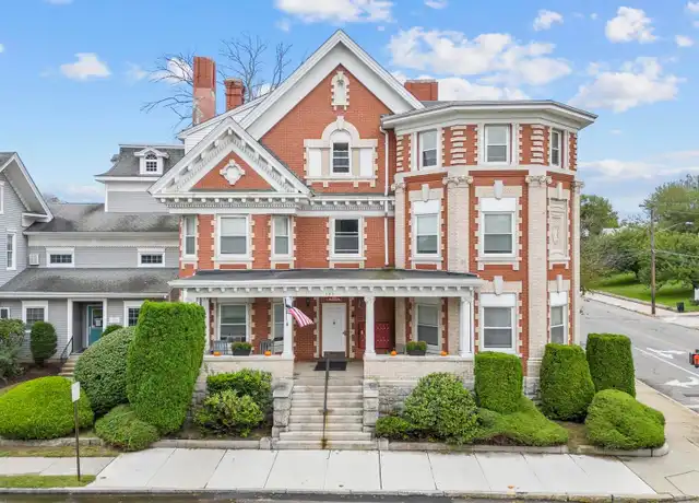 Property at 183 Williams St, New London, CT, 06320, 1 bed, 1 bath, [object Object]