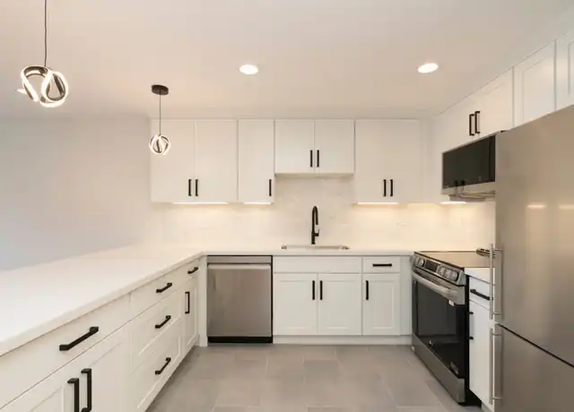 Property at 4509 Fremont Ave N Unit 4, Seattle, WA, 98103, 2 beds, 2 baths, [object Object]