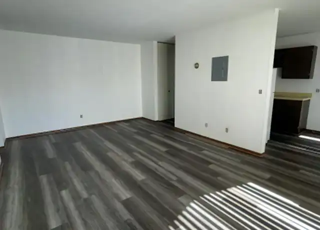 Property at 839 Northdale Blvd NW Unit 306, Minneapolis, MN, 55448, 2 beds, 1 bath, [object Object]