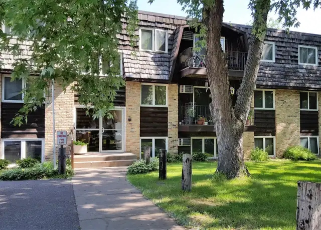 Property at 839 Northdale Blvd NW Unit 306, Minneapolis, MN, 55448, 2 beds, 1 bath, [object Object]