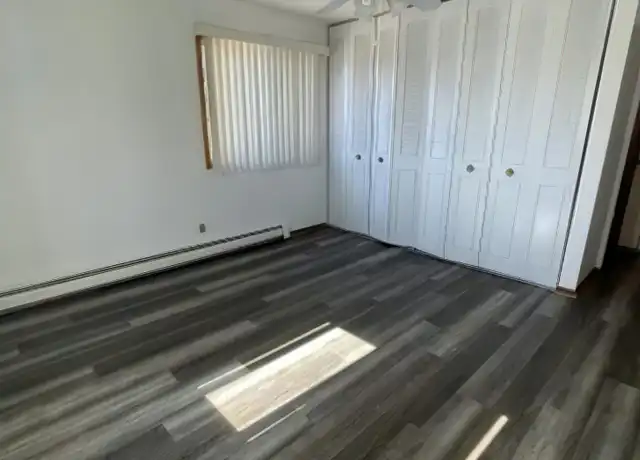 Property at 839 Northdale Blvd NW Unit 306, Minneapolis, MN, 55448, 2 beds, 1 bath, [object Object]