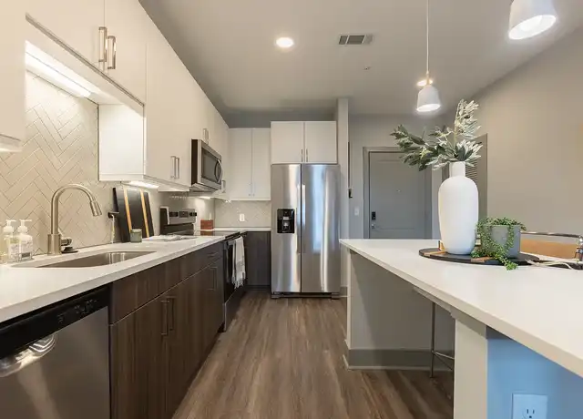 Property at Center City Crossing - 147 W Main Ave, Gastonia, NC, 28052, 1 bed, 1 bath, [object Object]