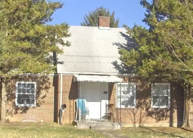 Property at 614 Progress St NE, Blacksburg, VA, 24060, 4 beds, 2 baths, [object Object]
