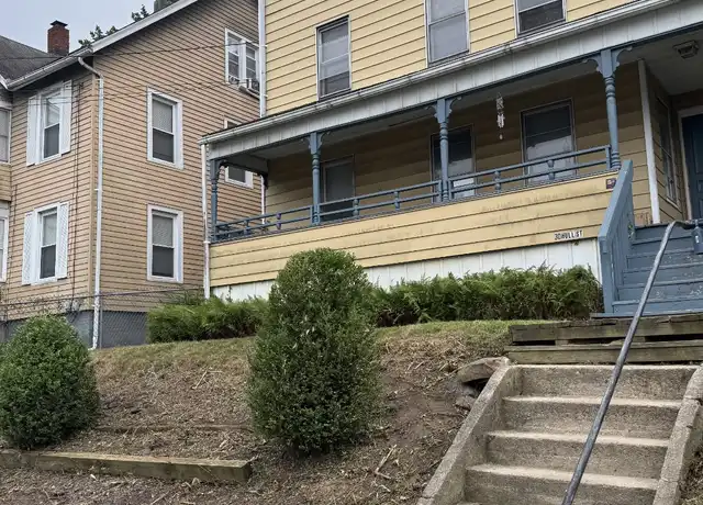 Property at 30 Hull St Unit 3, Shelton, CT, 06484, 2 beds, 1 bath, [object Object]
