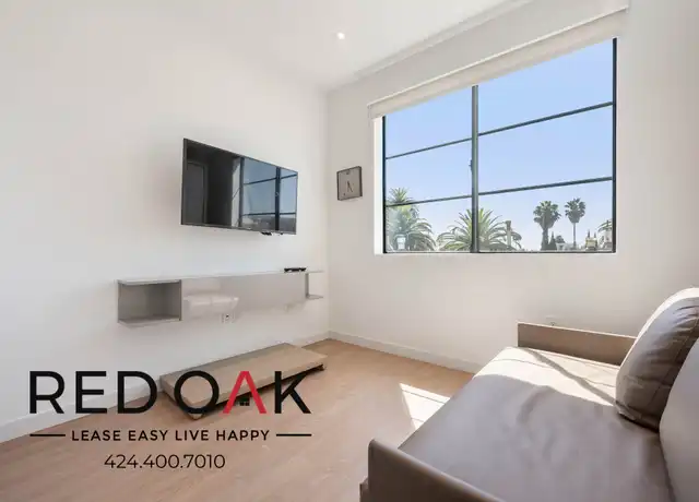 Property at 11649 Mayfield Ave Unit 5B, Los Angeles, CA, 90049, 0 beds, 1 bath, [object Object]
