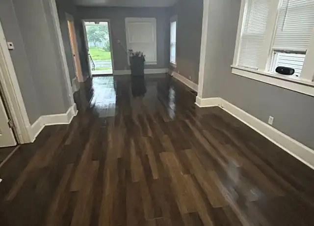 Property at 1127 E Fox St, South Bend, IN, 46613, 2 beds, 1 bath, [object Object]