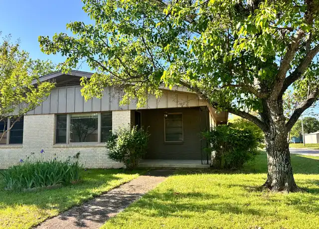 Property at 171 5th St, Healdton, OK, 73438, 4 beds, 3 baths, [object Object]