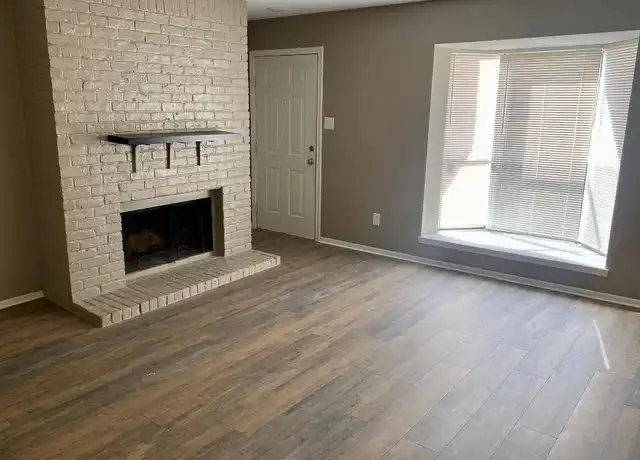 Property at 2003 Place Rebecca Ln Unit E2, Houston, TX, 77090, 2 beds, 2.5 baths, [object Object]