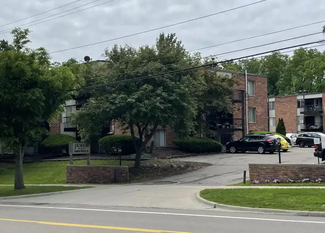 Property at 2041 Jackson Ave, Ann Arbor, MI, 48103, 2 beds, 1 bath, [object Object]