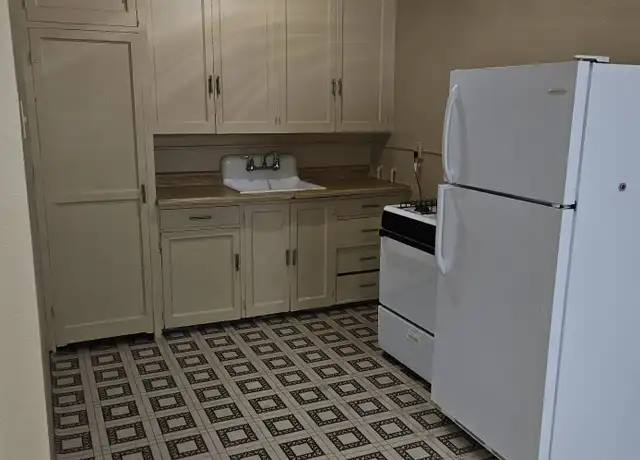 Property at 619 Main St Unit 8, Rapid City, SD, 57701, 1 bed, 1 bath, [object Object]