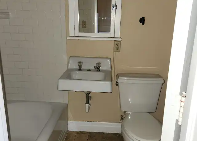 Property at 619 Main St Unit 8, Rapid City, SD, 57701, 1 bed, 1 bath, [object Object]