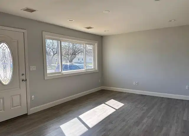 Property at 415 Terrace Ave, Toms River, NJ, 08753, 2 beds, 1 bath, [object Object]