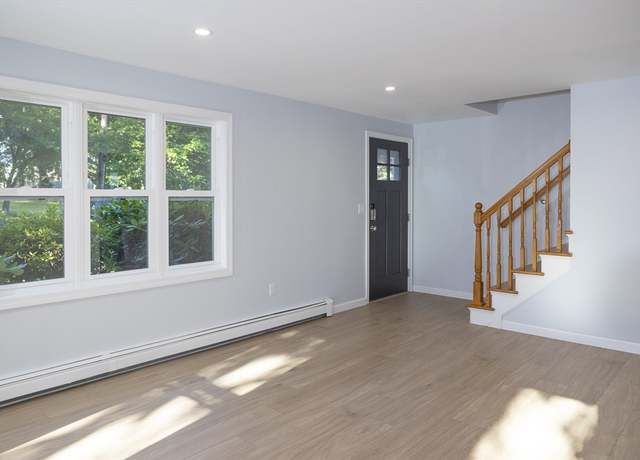Photo of 122 Leedham St Unit 122, Attleboro, MA 02703