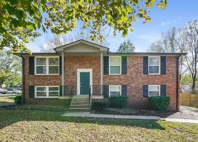 Property at 7846 Saundersville Rd, Mount Juliet, TN, 37122, 3 beds, 2.5 baths, [object Object]