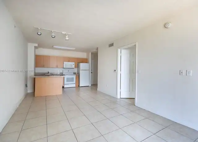 Property at 423 NE 23rd St Unit 606, Miami, FL, 33137, 1 bed, 1 bath, [object Object]