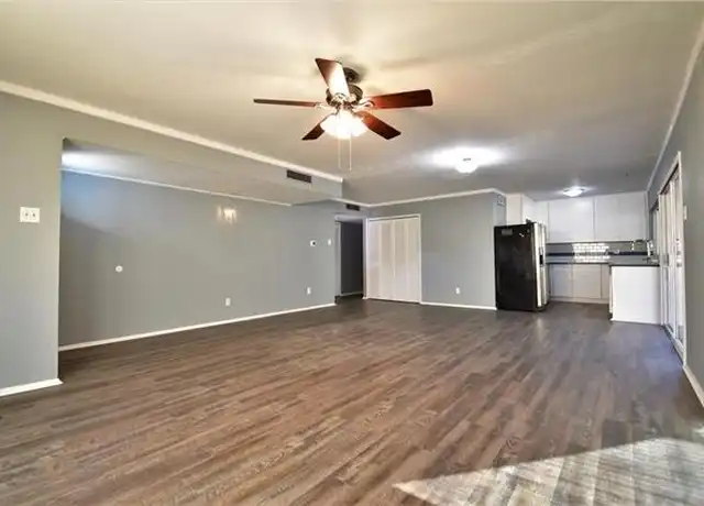 Property at 2027 Meadfoot Rd, Carrollton, TX, 75007, 3 beds, 2 baths, [object Object]