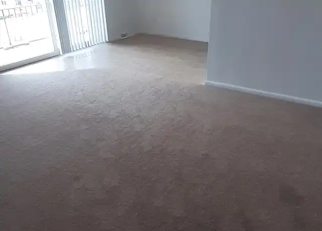Property at 1501 Pennsylvania Ave Unit AVENUE-1, Weirton, WV, 26062, 2 beds, 1 bath, [object Object]