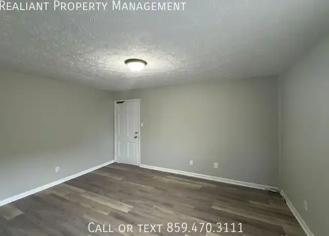 Property at 2069 Fontaine Rd Unit 10, Lexington, KY, 40502, 1 bed, 1 bath, [object Object]