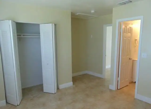 Property at 6807 Porter Rd, New Port Richey, FL, 34653, 2 beds, 2 baths, [object Object]
