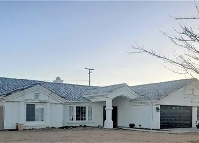 Property at 58011 Hidden Gold Dr, Yucca Valley, CA, 92284, 3 beds, 2 baths, [object Object]