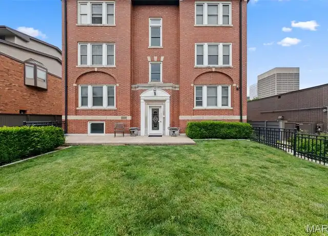 Property at 116 N Central Ave, Saint Louis, MO, 63105, 2 beds, 2 baths, [object Object]