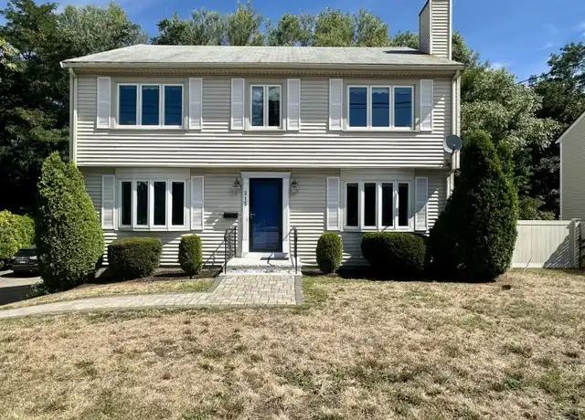 Property at 215 Main St, Waltham, MA, 02453, 4 beds, 2 baths, [object Object]