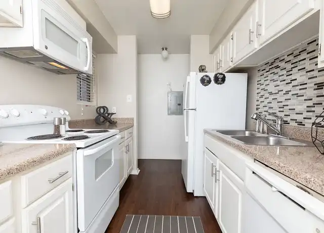 Property at Circle at Point Park - 8727 Point Park Dr, Houston, TX, 77095, 1 bed, 1 bath, [object Object]