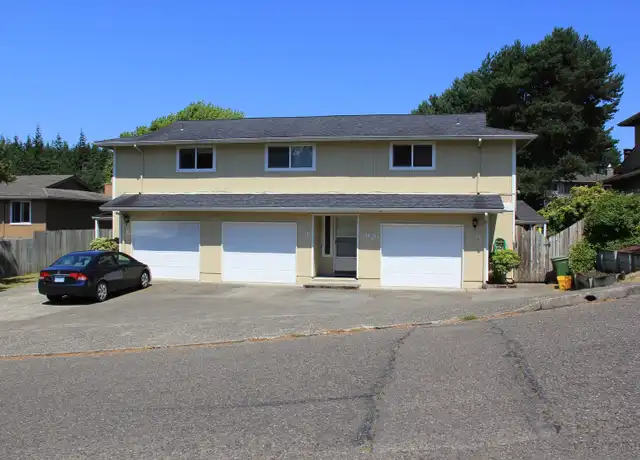 Property at 3926 Edgewood Dr Unit A, North Bend, OR, 97459, 2 beds, 1 bath, [object Object]