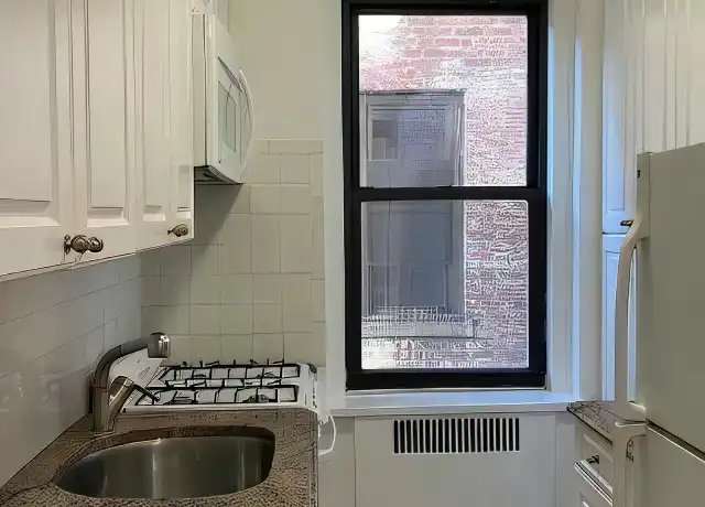 Property at 340 E 66th St Unit 5K, New York, NY, 10065, 1 bed, 1 bath, [object Object]