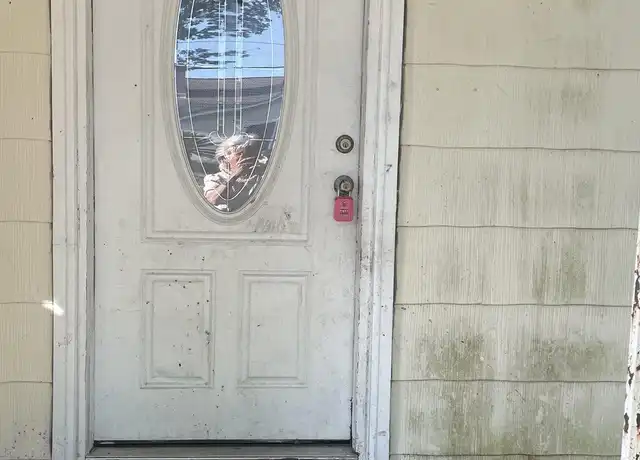 Property at 1409 Poppy Ave, Pensacola, FL, 32507, 2 beds, 1 bath, [object Object]