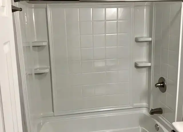 Property at 830 W 26th St Unit 2, Norfolk, VA, 23517, 2 beds, 1 bath, [object Object]
