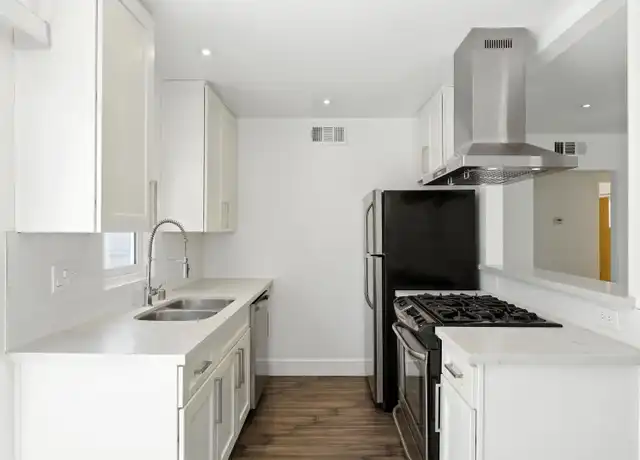 Property at 620 S Thornhill Rd Unit 3, Palm Springs, CA, 92264, 1 bed, 1 bath, [object Object]